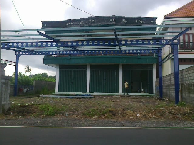 Jasa Pasang Pintu Pagar Besi di Bali